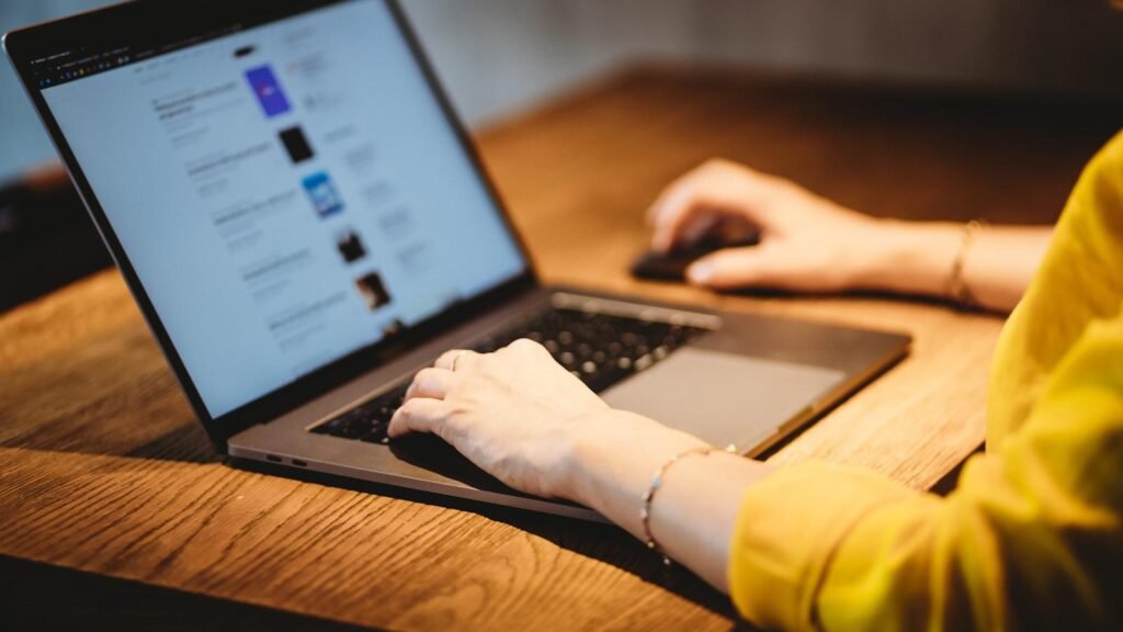 27-Year Search Expert Shares 5 Steps To Boost Your SEO via @sejournal, @martinibuster