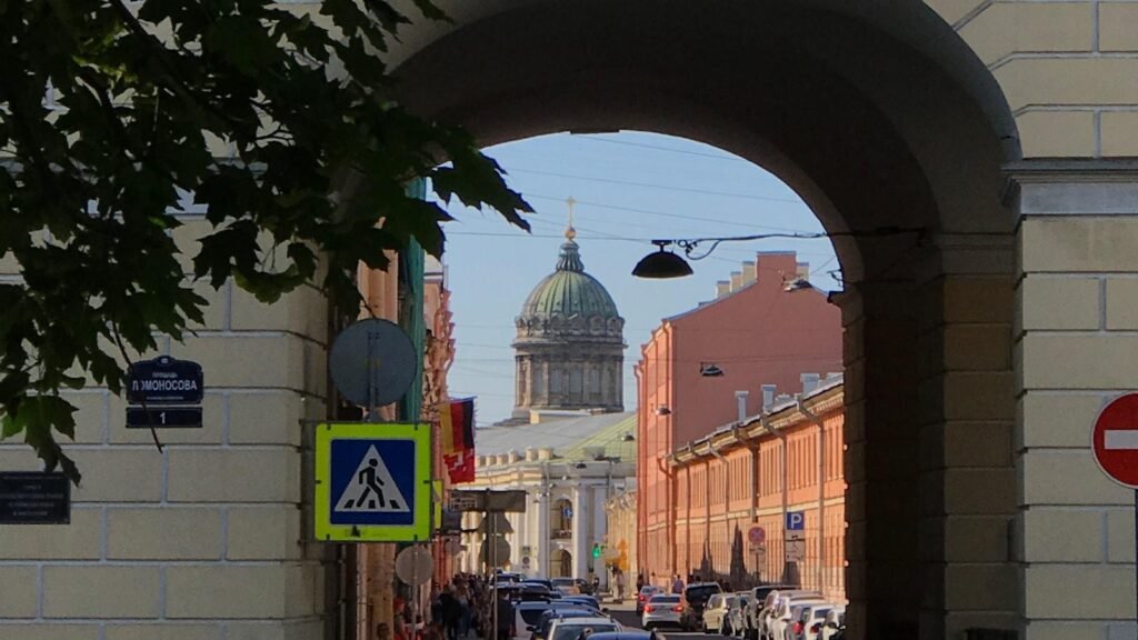 10 cărți non-marketing pe care orice specialist SEO ar trebui să le citească