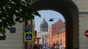 10 cărți non-marketing pe care orice specialist SEO ar trebui să le citească