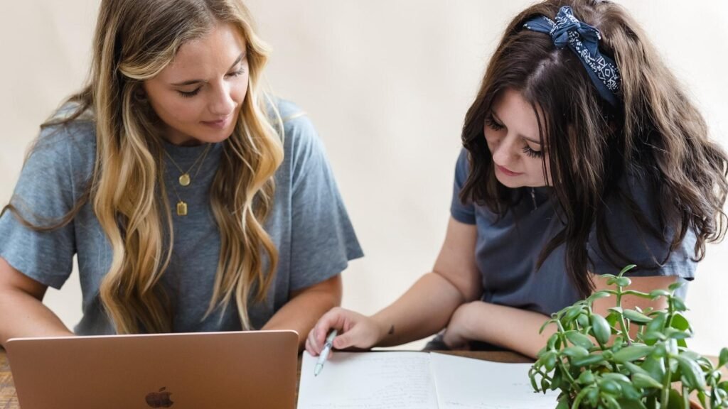 Google CEO Addresses Concerns Over AI’s Impact On Search Traffic via @sejournal, @MattGSouthern