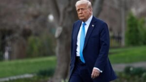 Donald Trump prelungește termenul de vânzare/oprire a TikTok cu încă 75 de zile: Ce înseamnă asta pentru utilizatori?