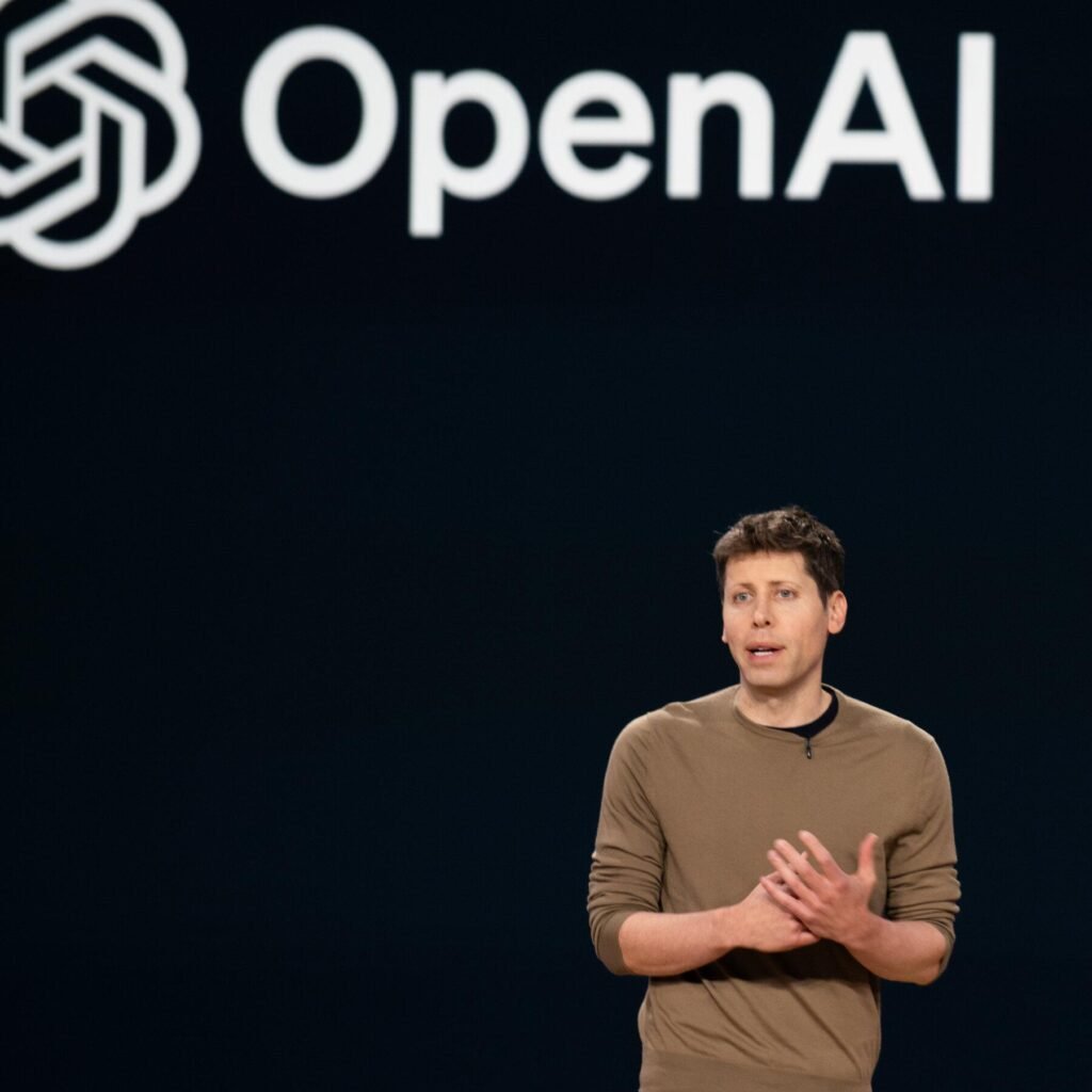 OpenAI Lansează Funcția Proiecte Partajate Tuturor Utilizatorilor